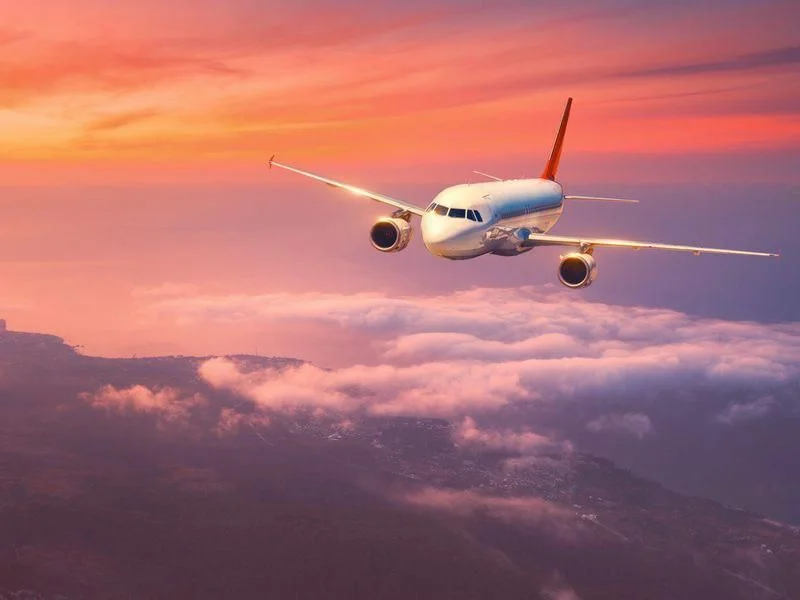 Long Flights Made Easy, 6 Tips for a More Pleasant Air Travel Experience